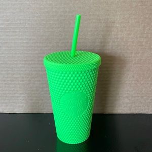 Starbucks Neon Green Fall 2021 Tumbler Grande 16 oz. Studded Cold Cup
